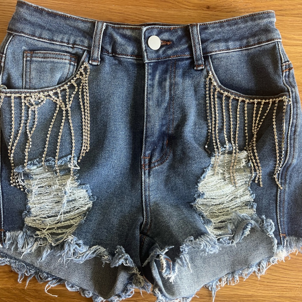 Distressed Denim Jean Shorts with Chain Detail
